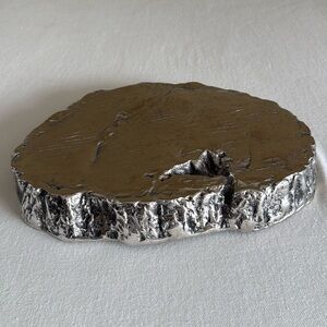 Tree slice metal cheese tray and knife by star home